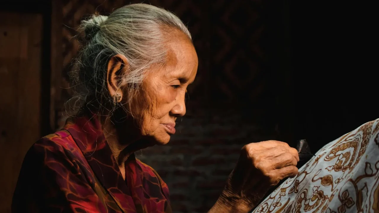 Batik Fabric Temple Traditional Jewelry