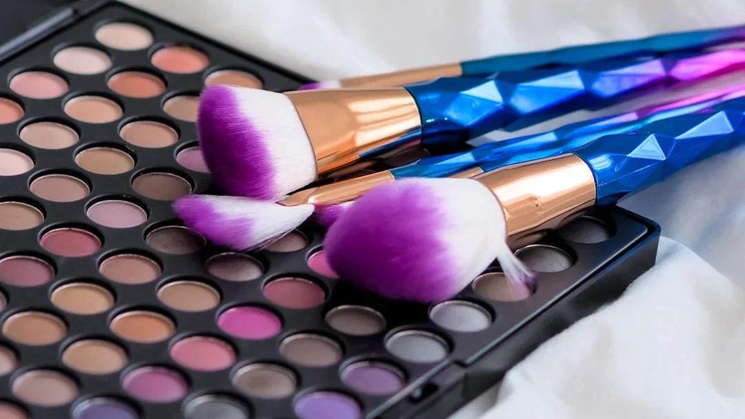 Makeup Brush Cosmetics Face Mirror